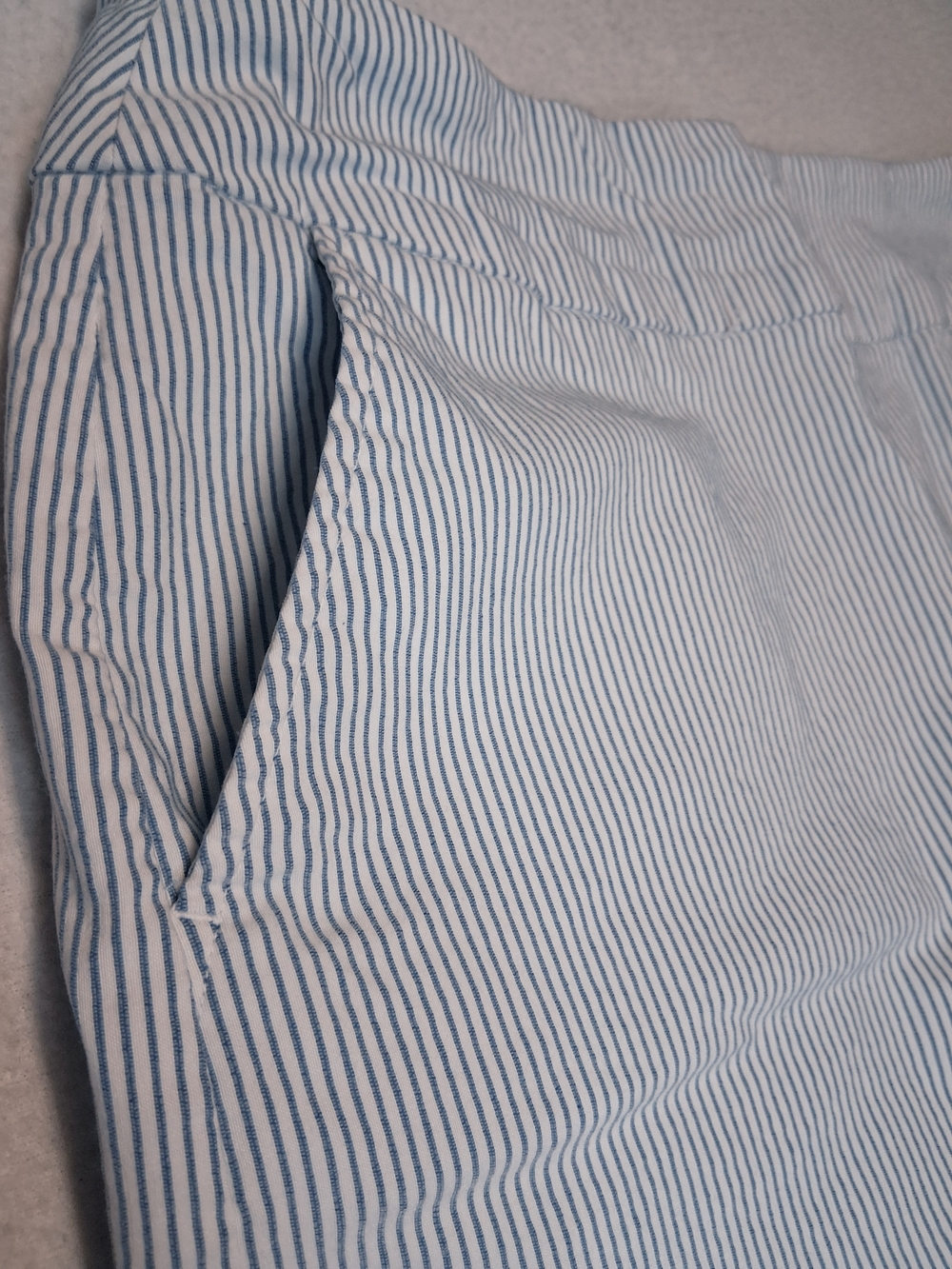 Blue and White Striped Sport Skort  Rayon - Picture 4 of 11
